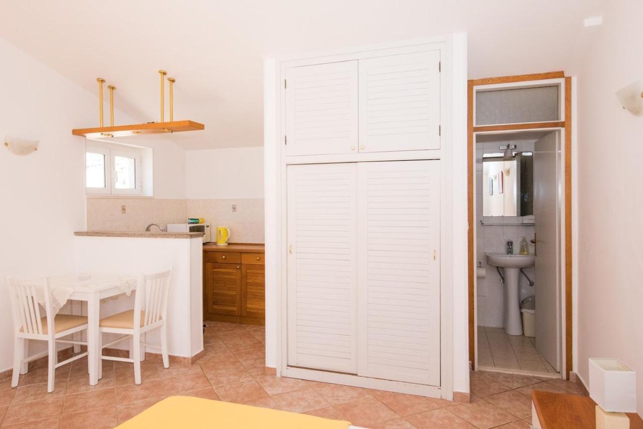 Lacroma Apartments Dubrovnik Exterior photo